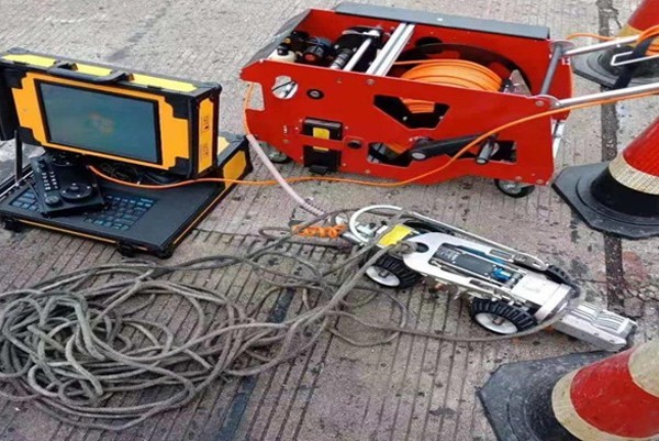 兰西CCTV管道检测机器人