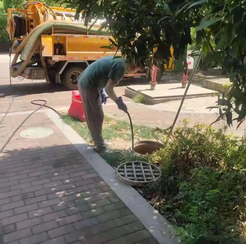 兰西市政排污管道清淤疏通——专业团队，让您全程省心！